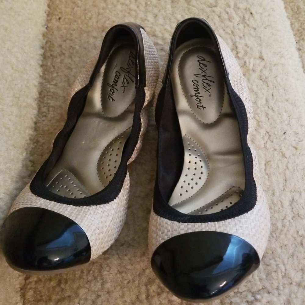 DeX Flex comfort flats size 8.5
